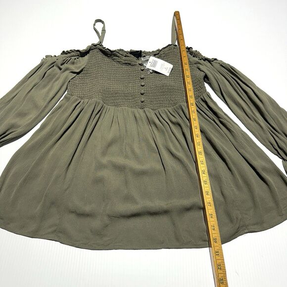 Torrid Olive Cold Shoulder Babydoll Top Size 1X 14 16 Long Sleeve Crinkle NWT - Picture 7 of 7